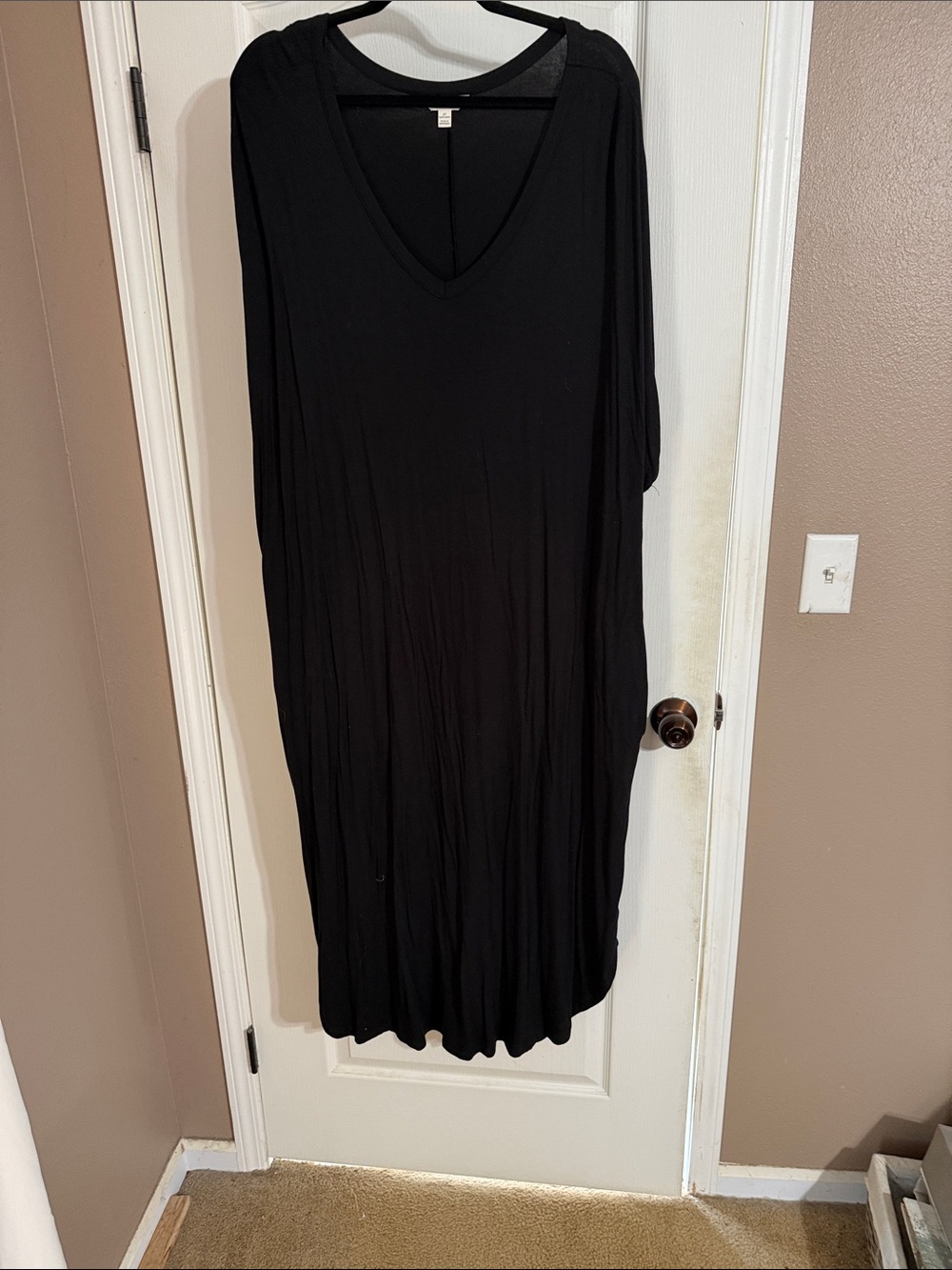 Terra & Sky Black V-Neck Maxi Dress